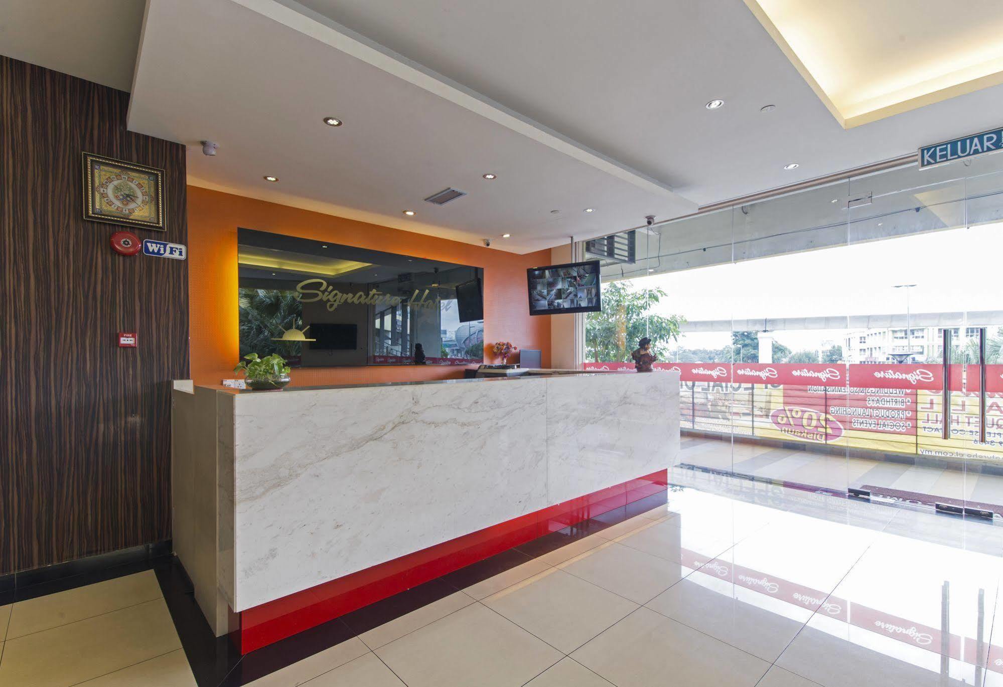 Signature Hotel @ Puchong Setiawalk Kültér fotó